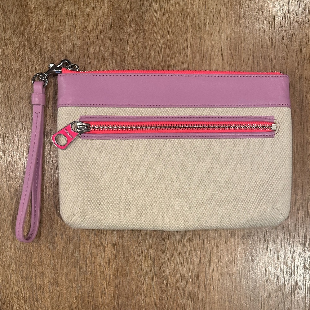 EUC Coach Large Legacy Beach  Canvas Leather Wristlet